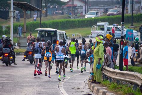 De Afrikaanse Marathon: Een Verhaal van Doorzetting en Sportieve Glorie